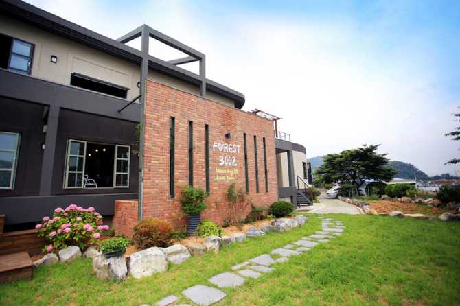 부산 강서구 포레스트3002, 자연과 예술이 어우러진 힐링 공간 안내 1
