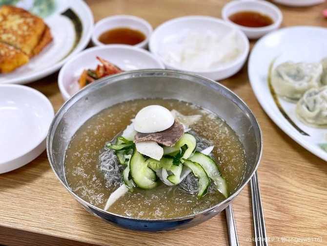 서울 연희동 맛집, 청송본관함흥냉면의 진짜 맛과 특징