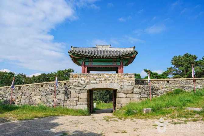 부산 금정산성 관광 가이드: 역사와 방문 정보 총정리