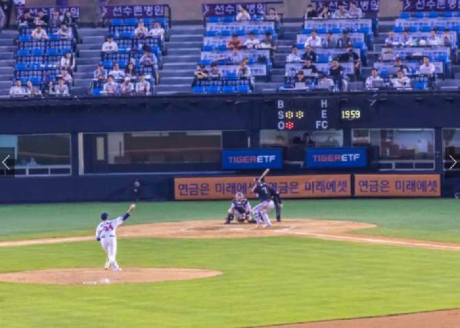 Jamsil Baseball Stadium - image 2