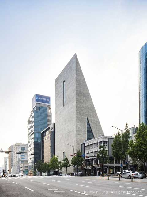 서울 강남구 송은문화재단이 운영하는 송은 미술관 소개와 방문 정보