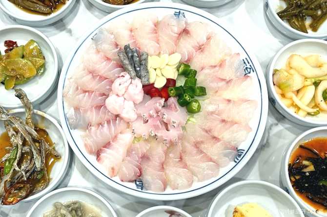 서울 강남 논현동 민어회 맛집, 노들강본채의 모든 정보 1