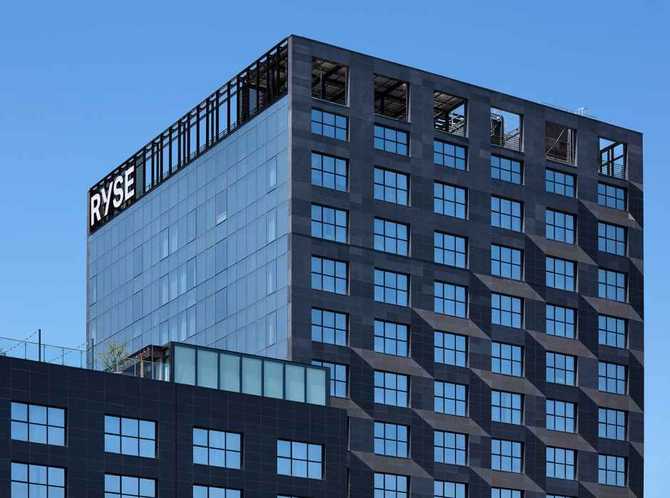 Rise Autograph Collection Hotel in - image 2