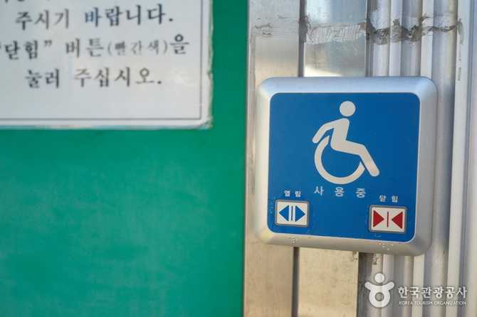 서울풍물시장 안내 및 방문 정보 | 전통과 현대가 어우러진 대표 벼룩시장 2