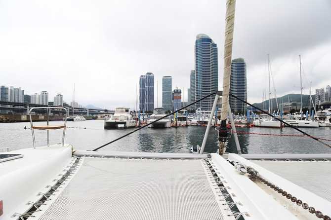 부산 Yacht Tour - image 3