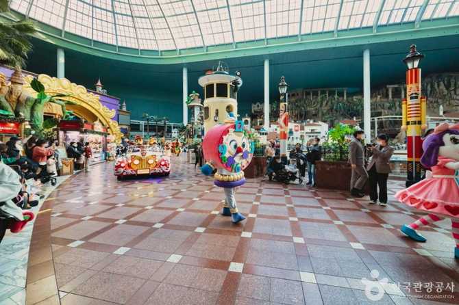 Lotte World Adventure - image 10