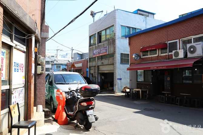 부산 영도 수리조선소길, 조선 산업의 역사를 체험하는 명소 6