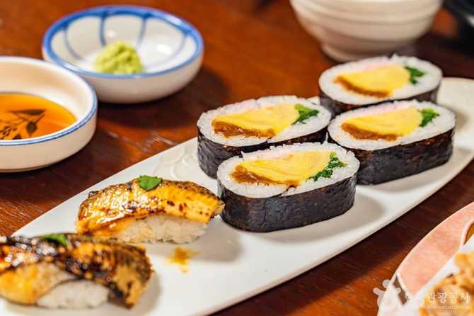 Samseong Sushi - image 7