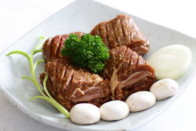 서울 서초구 설마중: 숯불갈비와 한정식을 즐기는 최고의 맛집 7