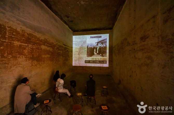 Visit the Yoon Dong - image 5