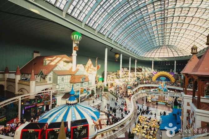 Lotte World Adventure - image 7