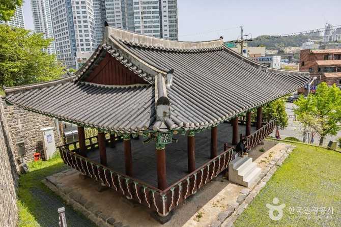 부산진성공원 안내와 방문 정보: 부산 동구의 역사와 자연을 만나다 9
