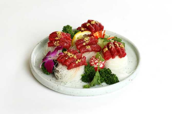 서울 서초구 설마중: 숯불갈비와 한정식을 즐기는 최고의 맛집 10