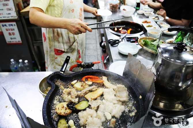 Discover Busan Jagalchi Yanggopchang All - image 11