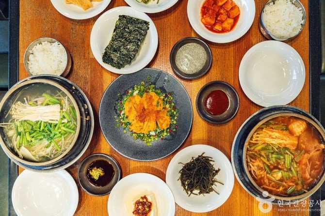 Best Korean Fish Cake Soup - image 14