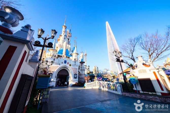 Lotte World Adventure - image 12