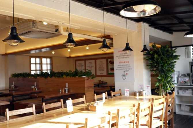 Discover the Best Tonkatsu Restaurant - image 2