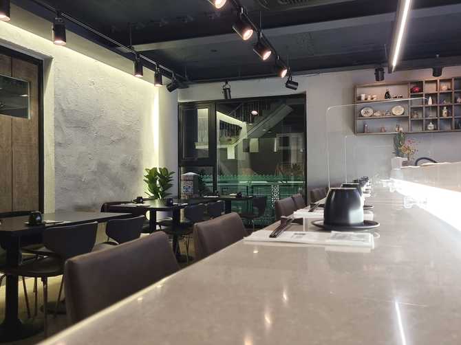 Experience the Best Sushi & - image 2