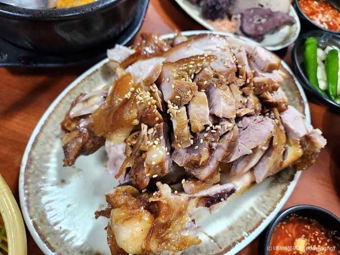 마포소문난원조족발: 30년 전통의 맛과 푸짐한 서비스 2