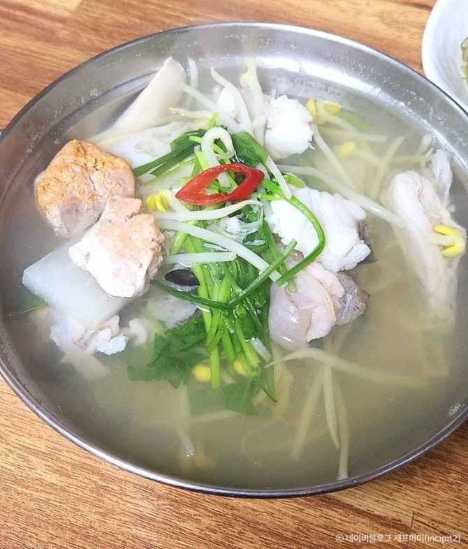 Experience Fresh And Authentic Fish - image 3