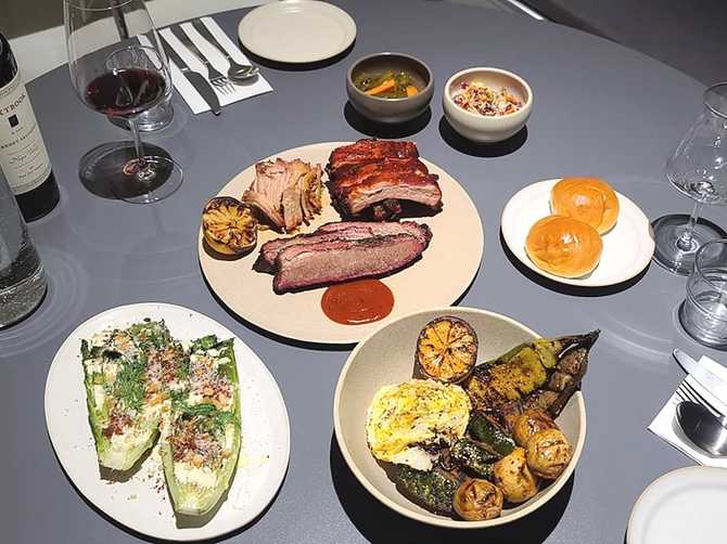 Moonts BBQ - image 2