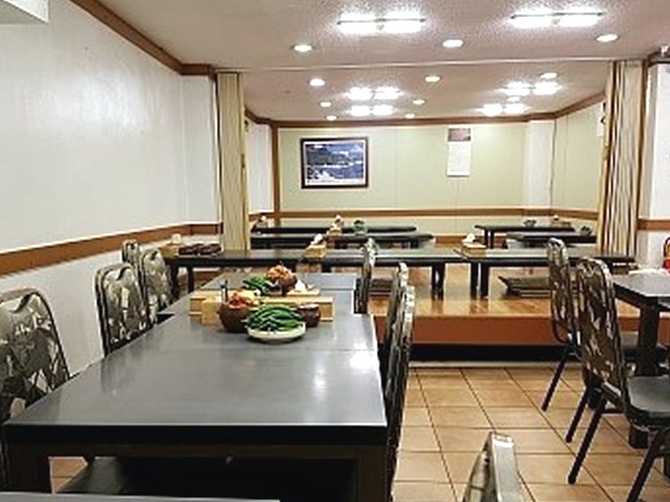 Gana Donkatsu House - image 2