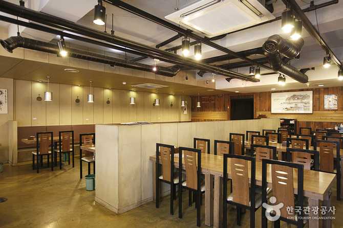Experience Authentic Korean Cuisine at - image 4