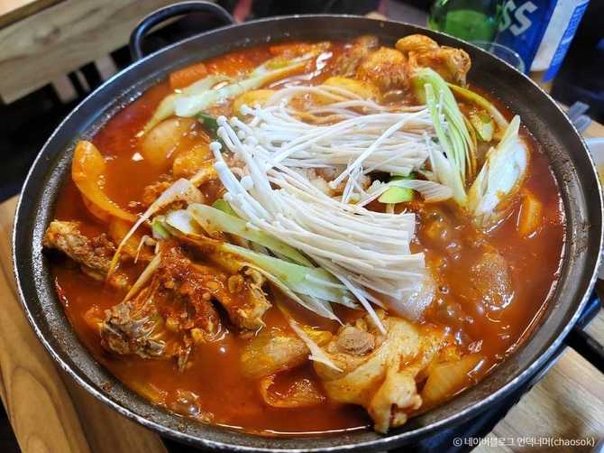 서울 마포구 맛집 추천, 늘푸른식당의 전통과 인기 메뉴 2