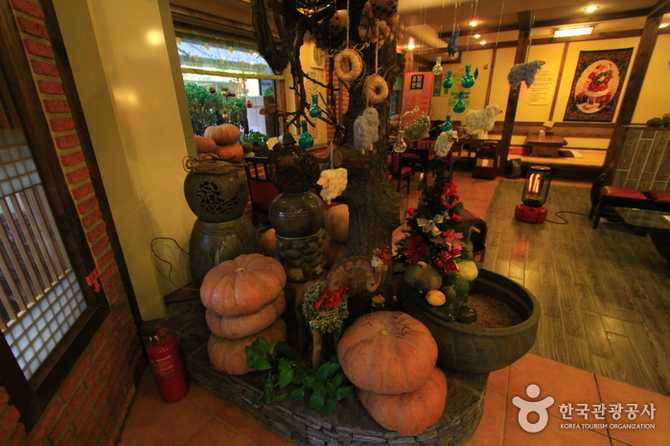 Big House Restaurant - image 2