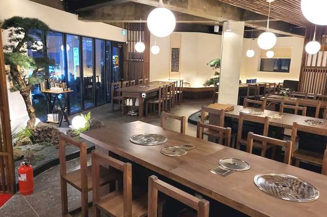 서울 서초구 반포동 송화유수, 고급 한우 맛집과 정원 인테리어의 만남 2