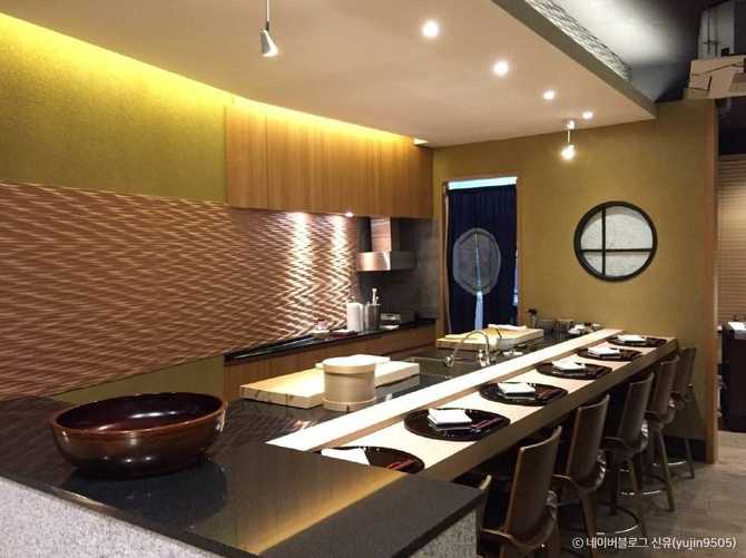 Experience Authentic Japanese Sushi in - image 2
