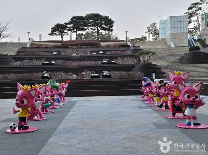 Discover GIMPO Airport Sky Park - image 1