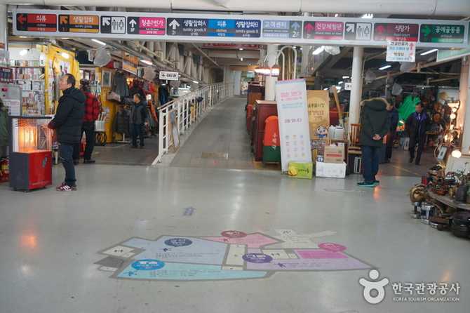 서울풍물시장 안내 및 방문 정보 | 전통과 현대가 어우러진 대표 벼룩시장 14