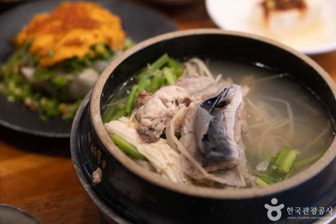 Best Korean Fish Cake Soup - image 22