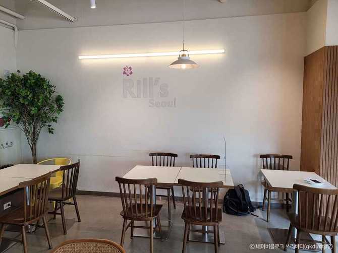 Best Brunch Spots Near Cheonggyecheon - image 3