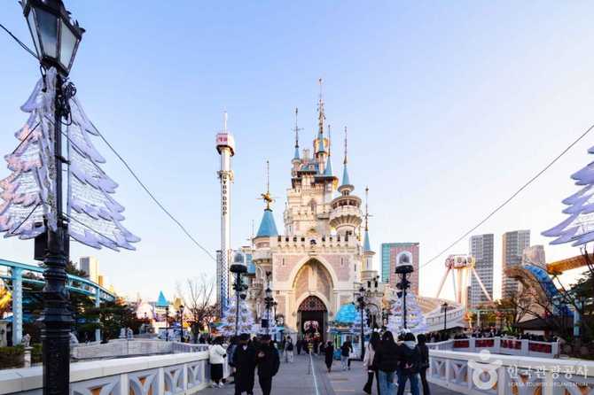 Lotte World Adventure - image 15