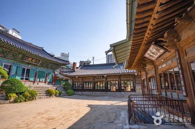 Discover Cheongryongsa Temple in Seoul - image 4