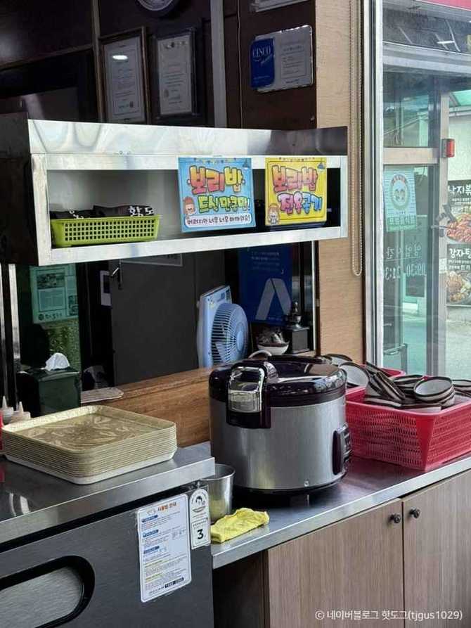 황도바지락칼국수: 신선한 해산물과 깔끔한 맛의 대표 맛집 3