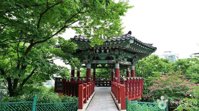 Discover Sungin Neighborhood Park - image 2