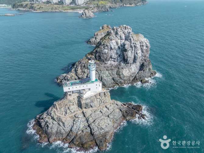 Oryukdo Lighthouse - image 3