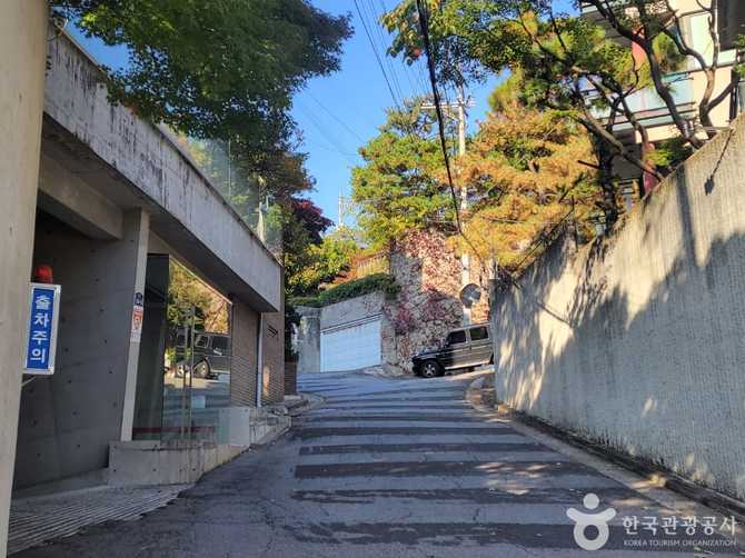 성북동 고택과 북촌문화길 산책로 가이드 10