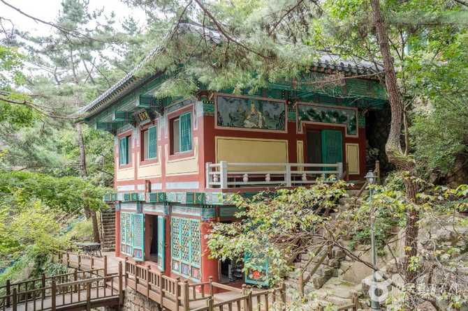 Discover Geumsunsa Temple in Seoul - image 4