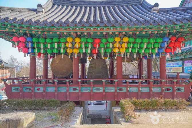 Hwagyesa Temple Seoul - image 4