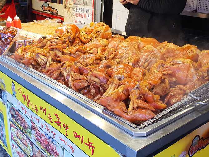 창신동 매운족발 본점: 동대문역 인근 족발 맛집 소개 4