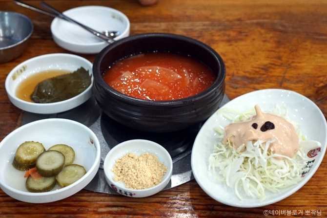 서울 송파구 석촌동 맛집, 돈족골의 등갈비 전문점 정보와 추천 메뉴 4