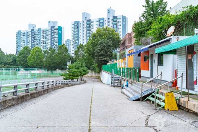 Experience Outdoor Sports at Yangcheon - image 4