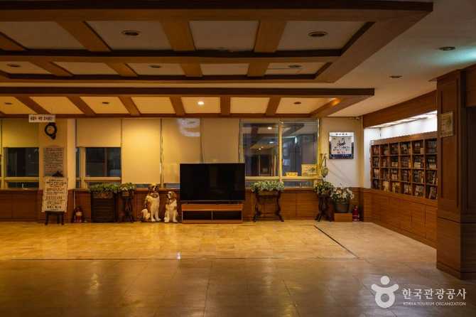 Experience the Best Spa and - image 13