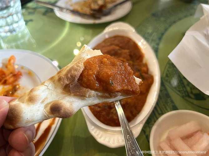 홍대 산띠: 정통 네팔·인도 음식점으로 맛과 분위기 모두 즐기기 4