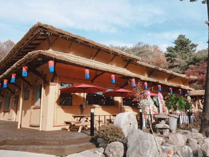 Golden Garden - image 5