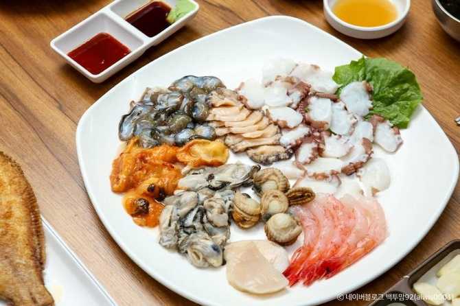 Best Korean Seafood Restaurant for - image 4